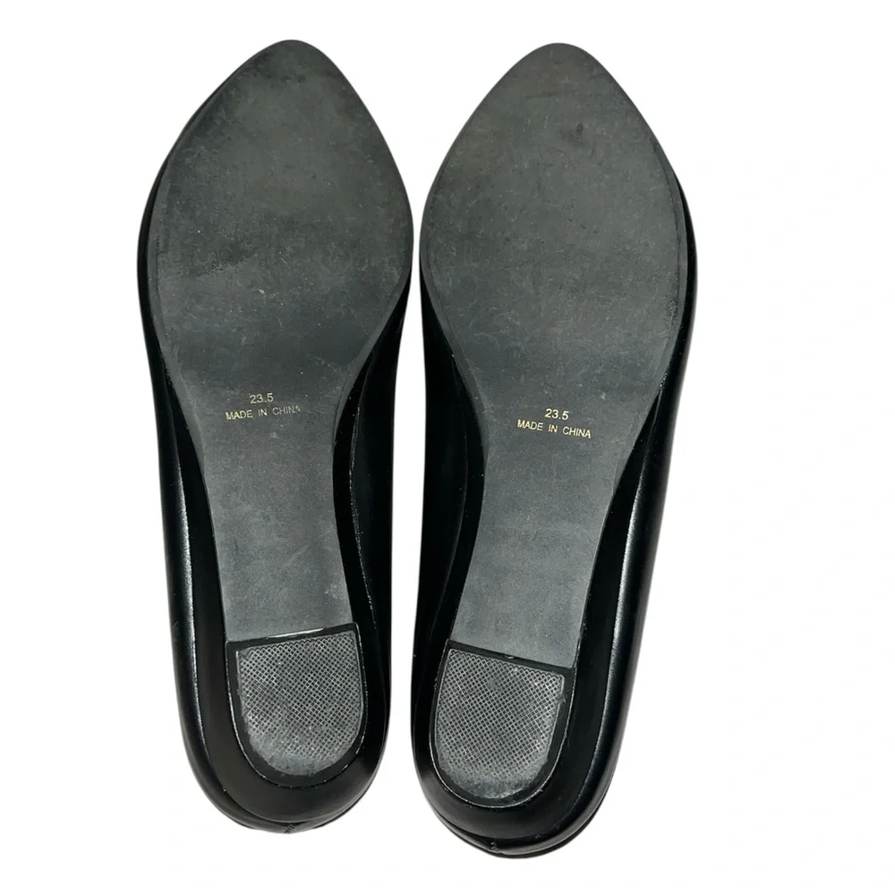 Black Flats - Picture 4 of 4